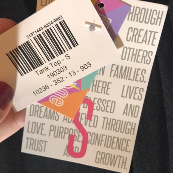 Lularoe Tank Top - Picture 3 of 6